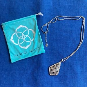 Kendra Scott Aiden long pendant necklace in Silver Filigree